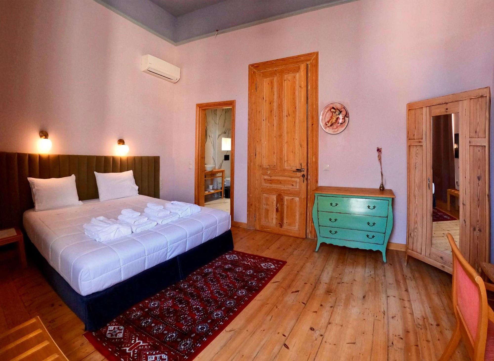 Vasilikon Hotel 1888 The Past Is Present Historical Preservation Monument Каламата Екстериор снимка